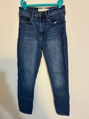 GAP High Rise Skinny Jeans in Dark Blue Wash Regular 2